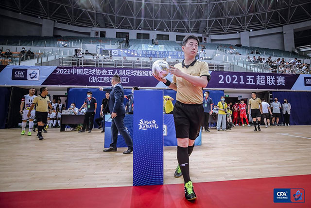 NBA五大耐操球员，詹姆斯手术仅为植发